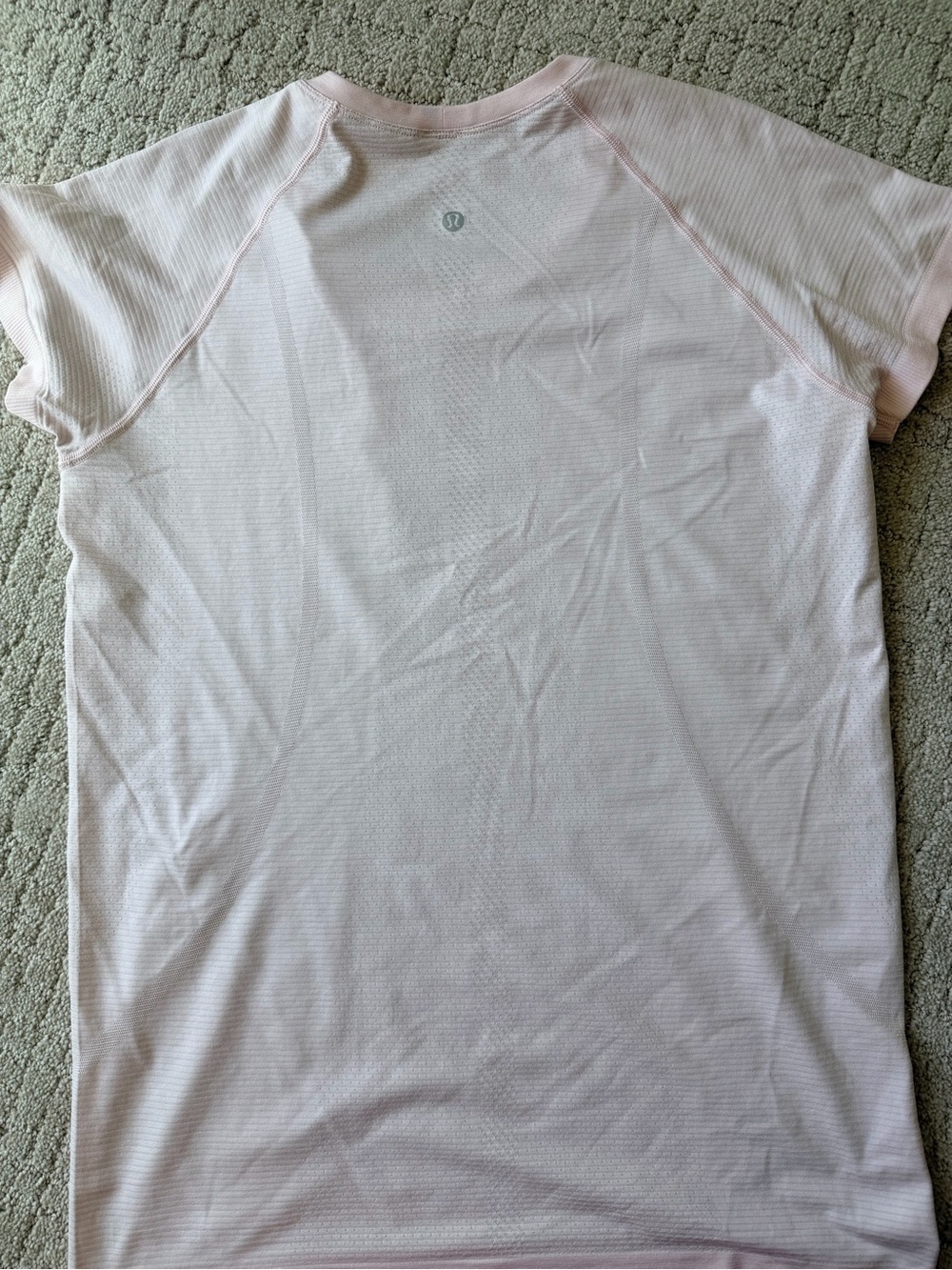 lululemon Women’s Light Pink Swiftly Tech Tee Size 12